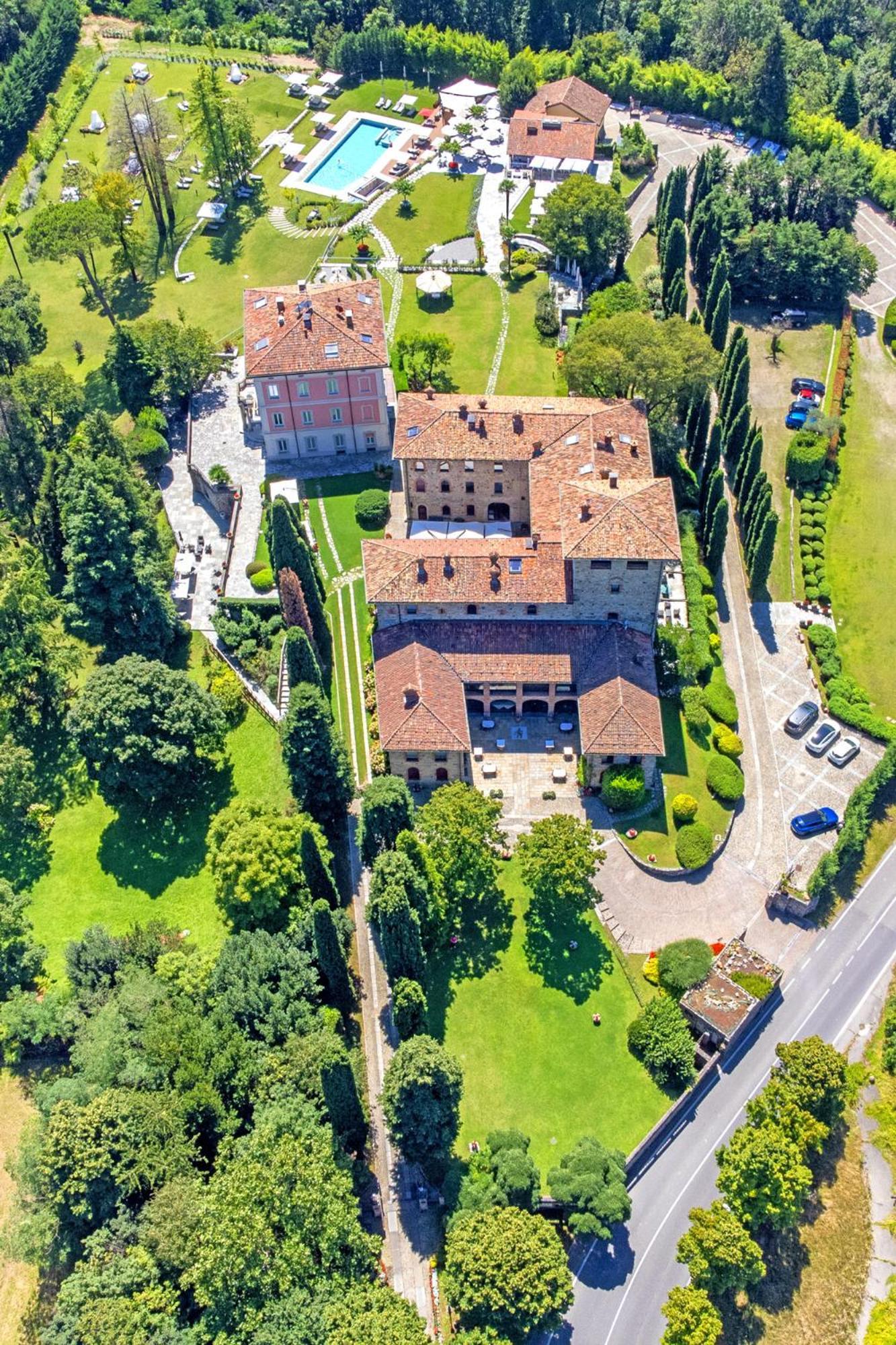 Relais & Spa Castello Di Casiglio Erba Extérieur photo