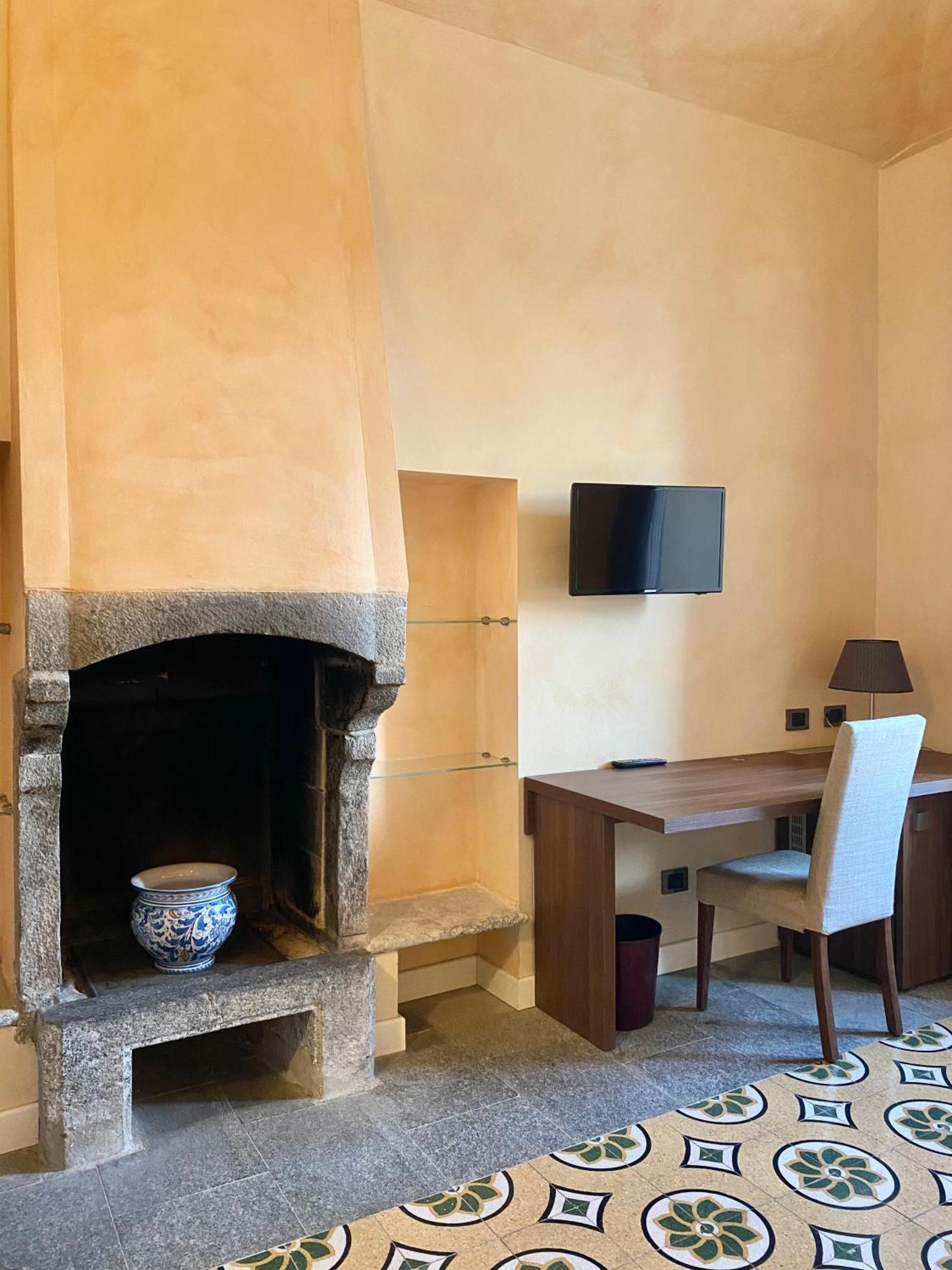 Relais & Spa Castello Di Casiglio Erba Chambre photo