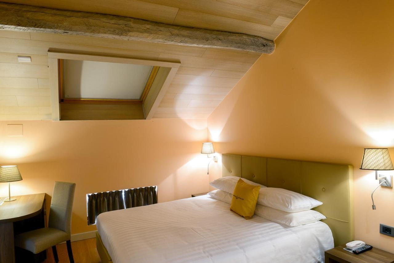 Relais & Spa Castello Di Casiglio Erba Extérieur photo